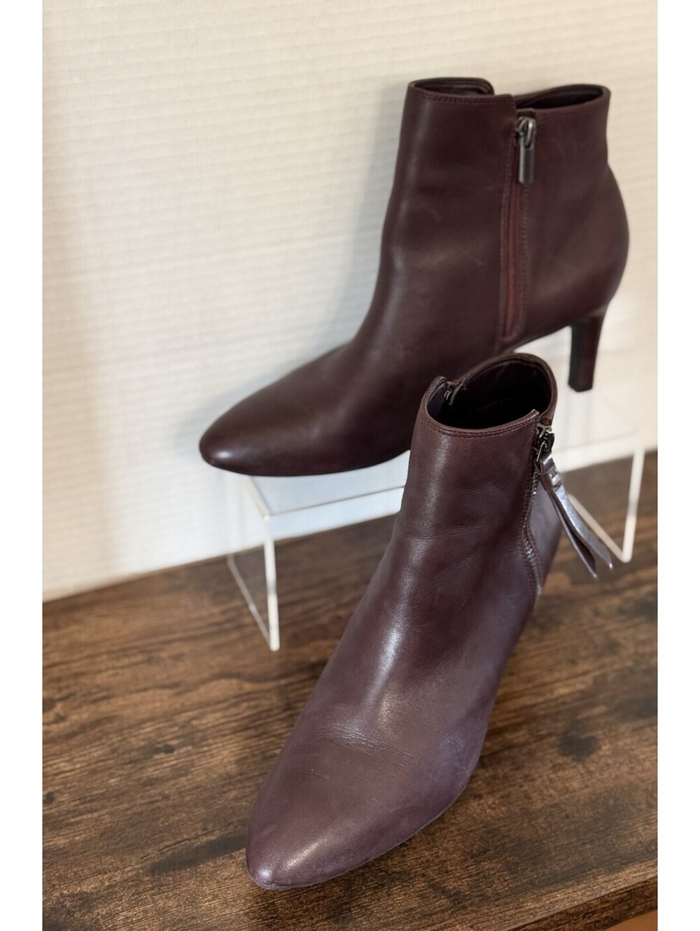 Clarks Burgundy Leather Zip Heel Ankle Boots Womens Size 7 Bootie Shoe